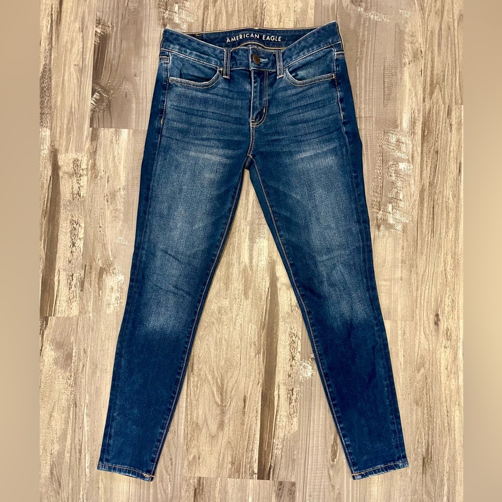 American Eagle - 360 next level stretch, mid rise jeggings - size 4 short